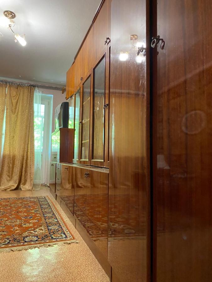 В Самом Центре Myrhorod Esterno foto